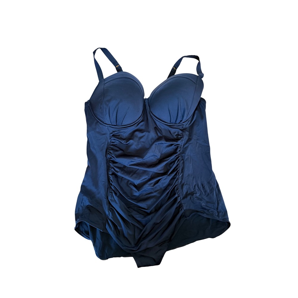 Torrid black ruched one piece swimsuit beach travel vacation